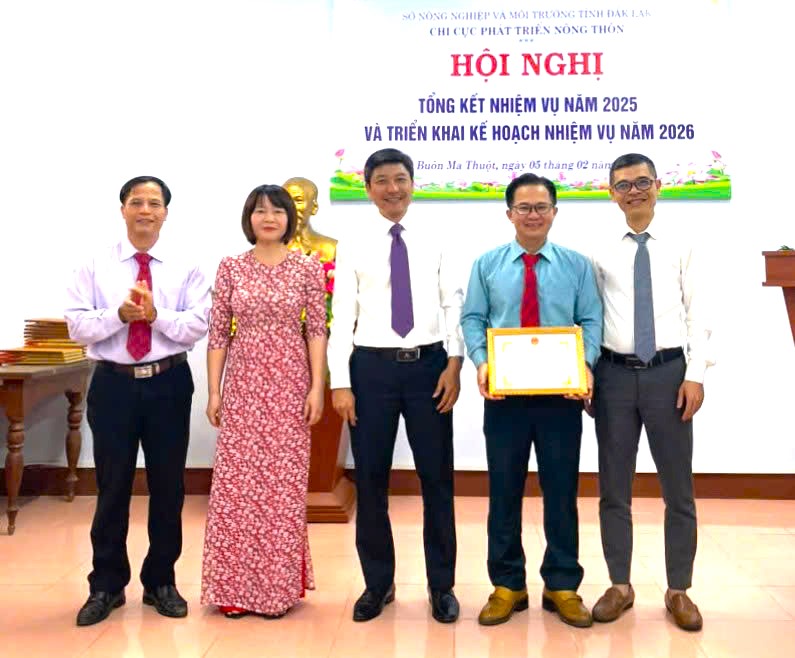 z7504484610124-b260c697e51f4c13d1545733e7444508